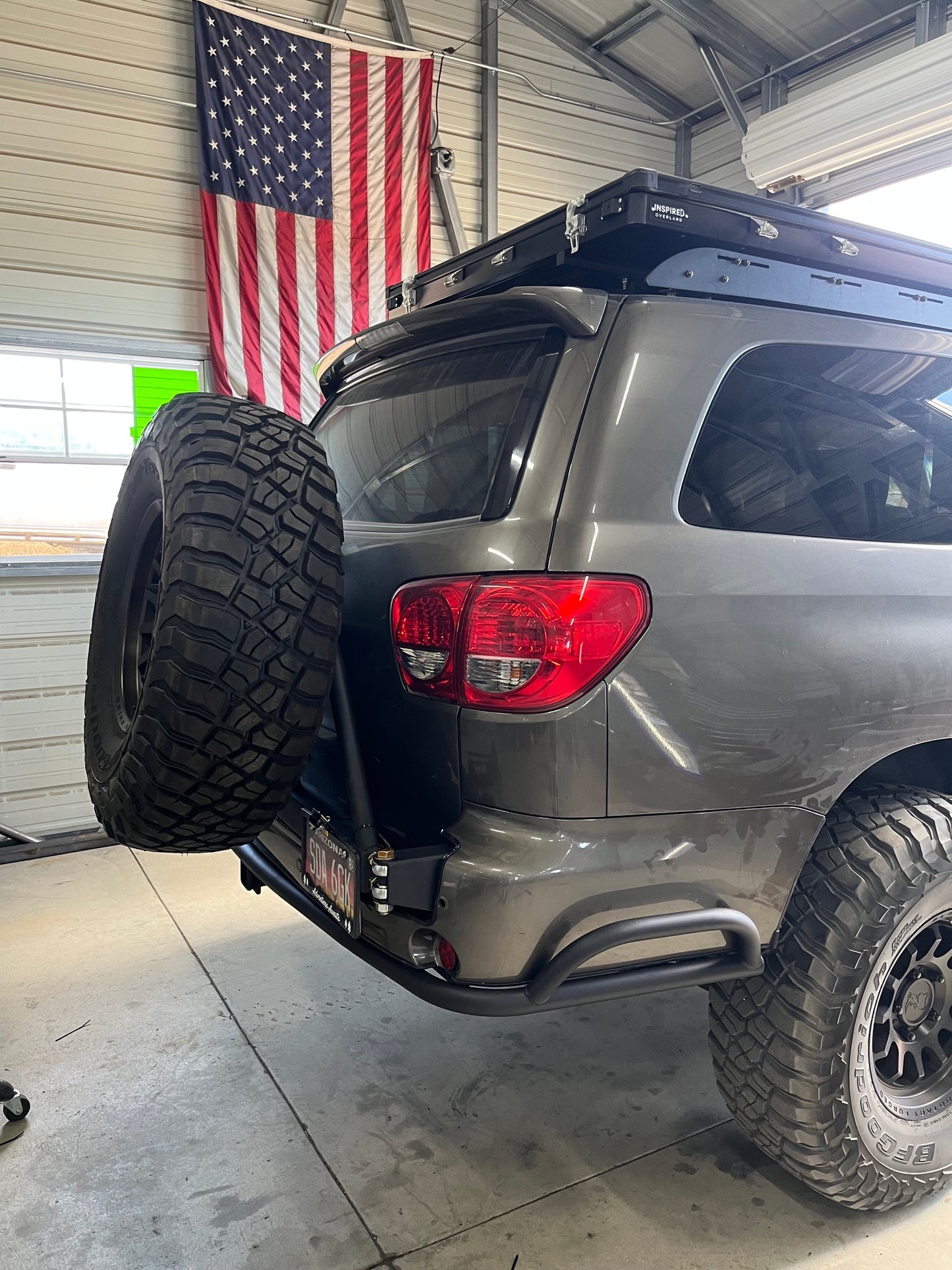 Toyota Sequoia DIY Tire Swing Out Kit 1st/2nd gen